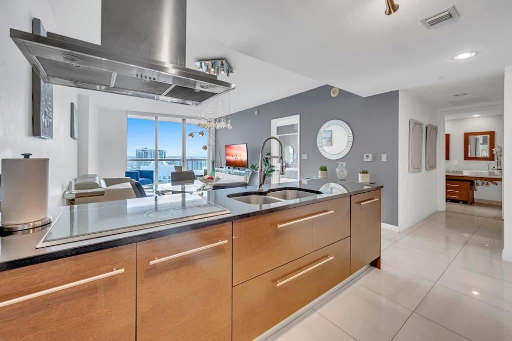 Luxury 1Br Condo W Icon Brickell-Freespa Miami Exterior foto